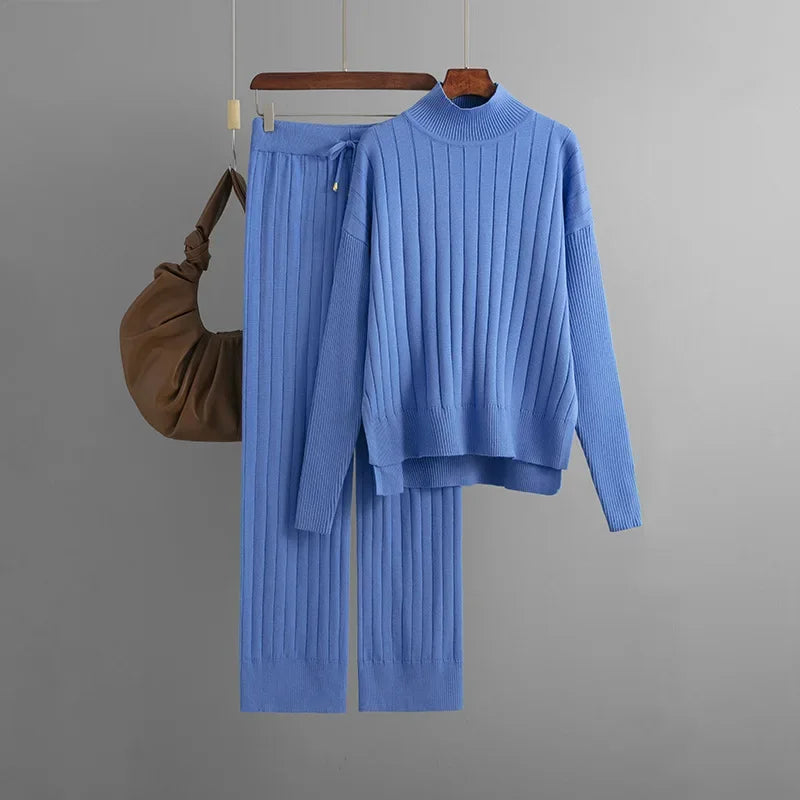 Conjunto Tricô Grosso com Blusa Gola Alta e Calça de Cintura Alta