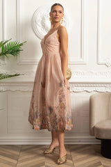 Vestido Midi  Estampa de Flores Rosa e Decote V Profundo – Alta Qualidade