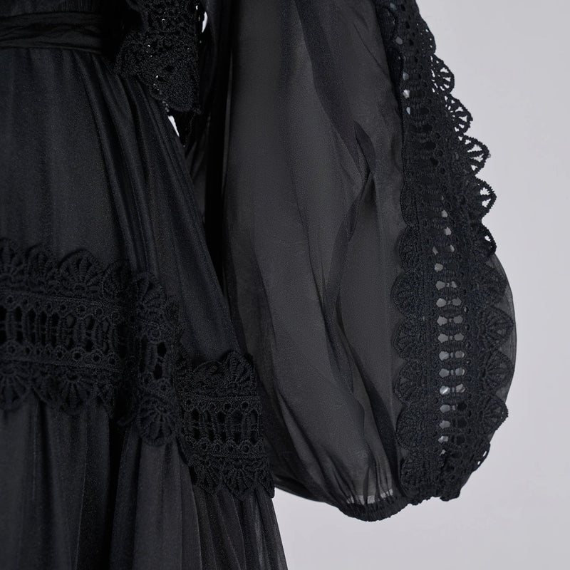 Vestido Lumière – Edição Exclusiva com Renda Bordada