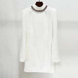 Vestido Bordado á Mão – Gola Alta, Manga Longa