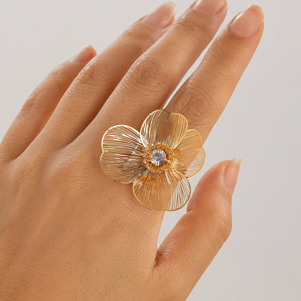 Anel Elegante de Folha de Ginkgo e Flor - Anel Retro Dourado para Dedos