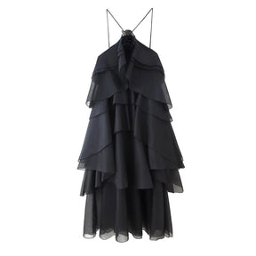 Vestido com Camadas Estilo Moderno