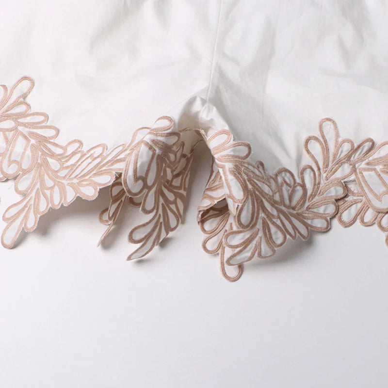 Conjunto bordado com cinto - Novidade