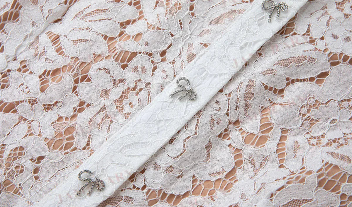 Vestido Longo de Renda Estilo Sereia – Elegância e Sofisticação em Cada Detalhe