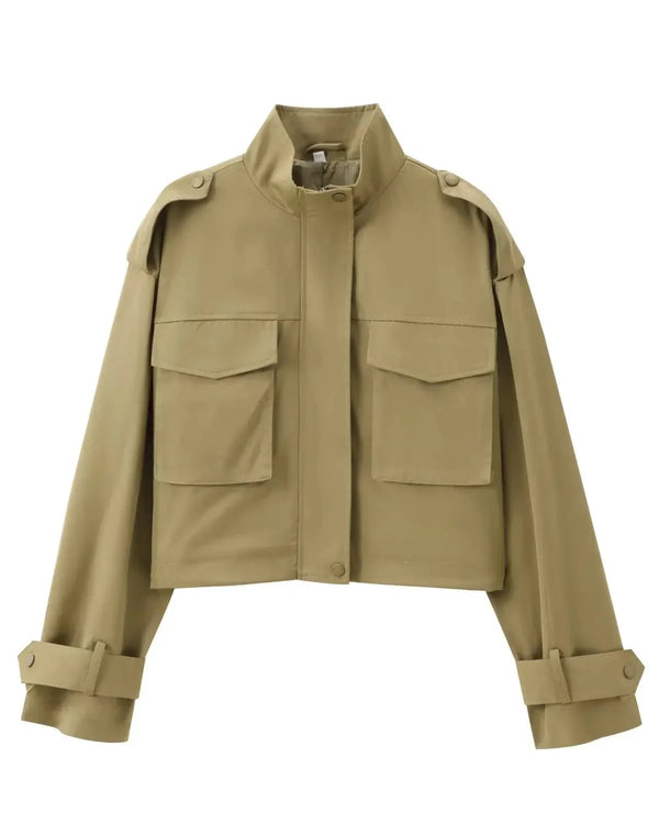 Conjunto Feminino Elegante com Casaco de Bolsos e Calça de Alfaiataria