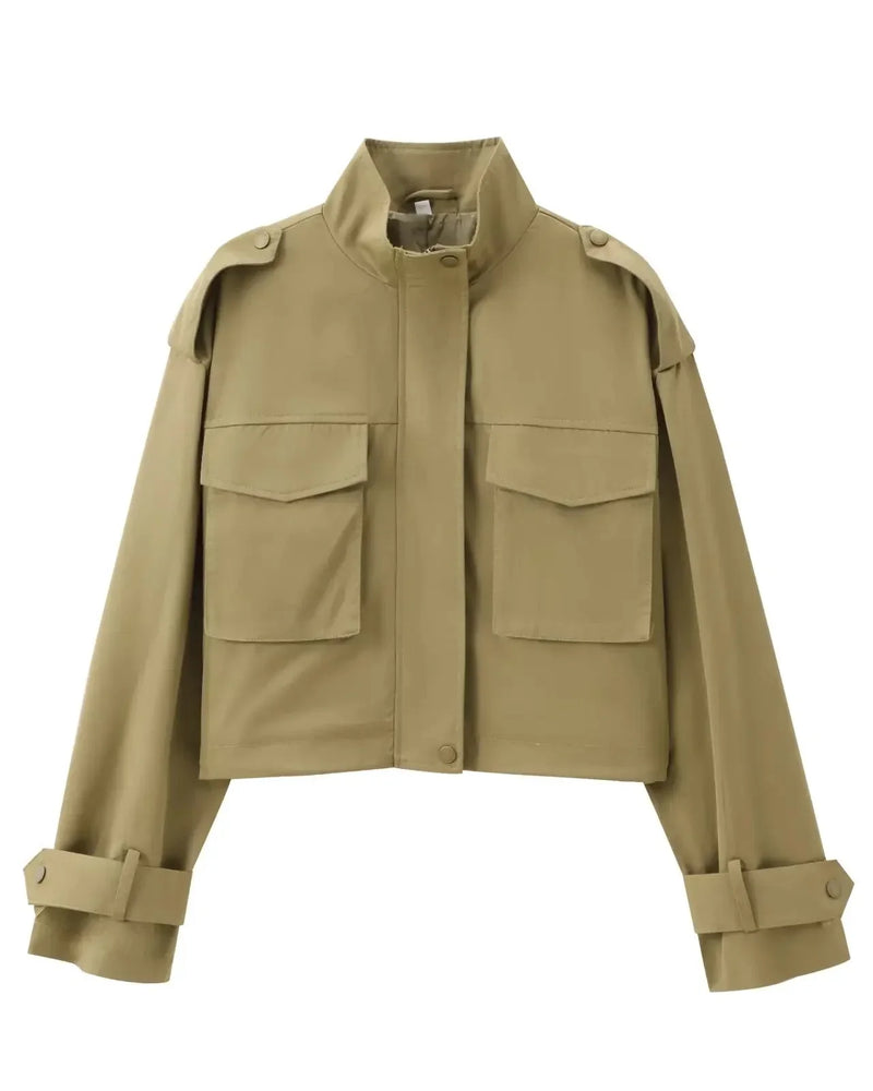 Conjunto Feminino Elegante com Casaco de Bolsos e Calça de Alfaiataria