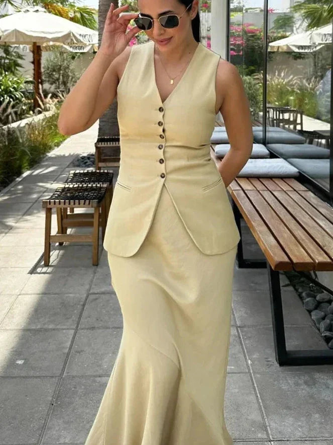 Conjunto de Colete e Saia Longa - Estilo e Elegância