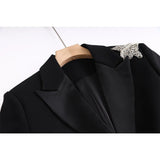 Blazer/Vestido Com bordado em Cristais - Com lapela em cetim