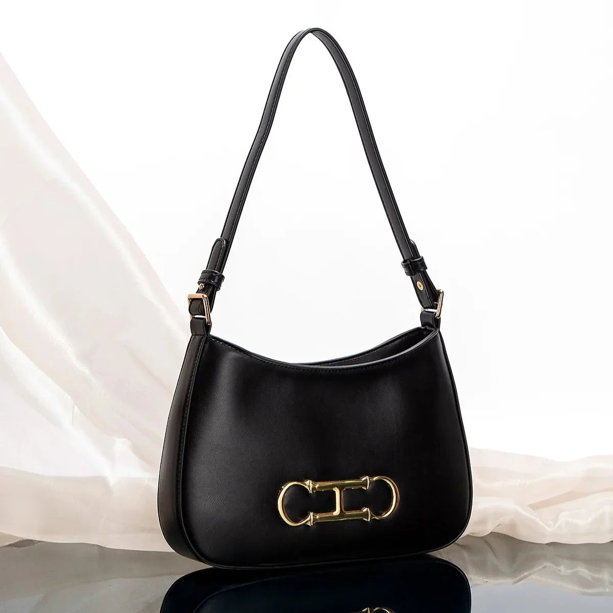 Bolsa Estilo Retrô - Design Clássico e Versátil