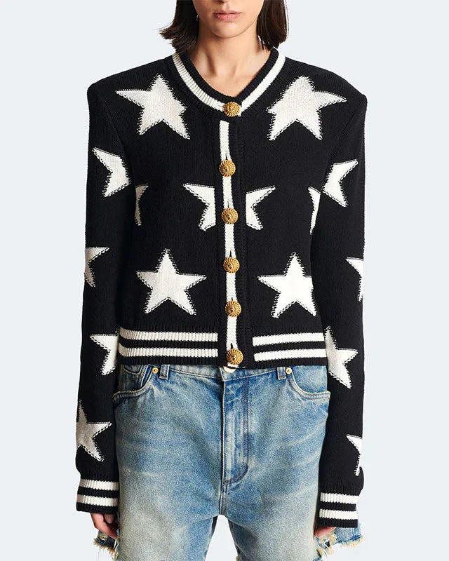 Cardigan Tricot com Botões Dourados – Estilo Sofisticado