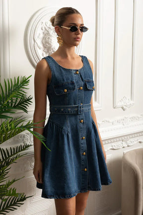 Vestido Feminino – Elegante Slim, Decote Quadrado, Sem Manga, Cintura Alta, Botões Decorativos, Estilo Sofisticado