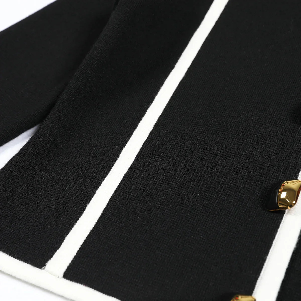 Conjunto de Tricô – Estilo e Conforto em Cada Detalhe