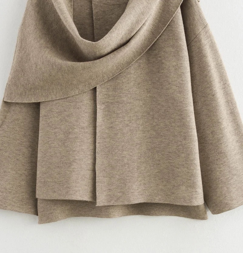 Casaco com Gola Assimétrica – Inverno com Estilo e Conforto