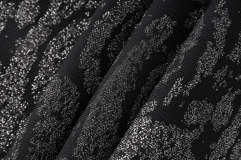 Vestido com Designer Sofisticado - Detalhe dourado na alça