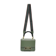Bolsa CHCH – Luxo Leve e Estilo Moderno