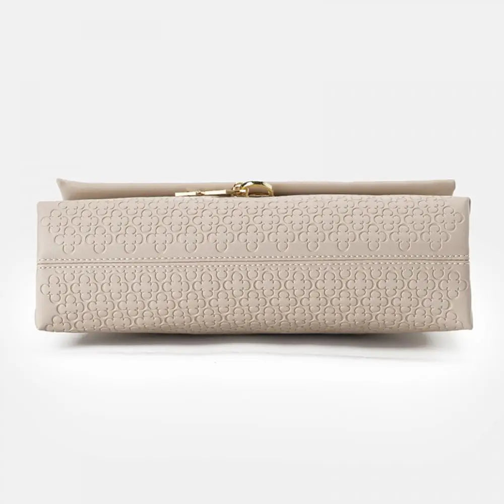 Bolsa CHCH – Luxo e Estilo Minimalista