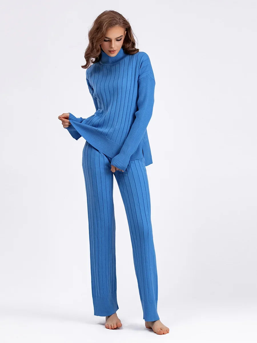 Conjunto Tricô Grosso com Blusa Gola Alta e Calça de Cintura Alta