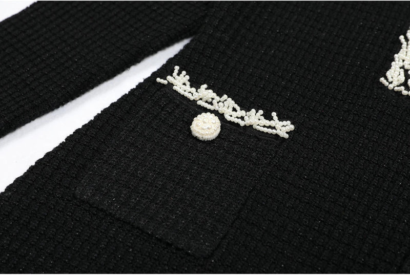 Vestido Bicolor – Decote V, Manga Longa, Slim Fit com Bolsos Bordados